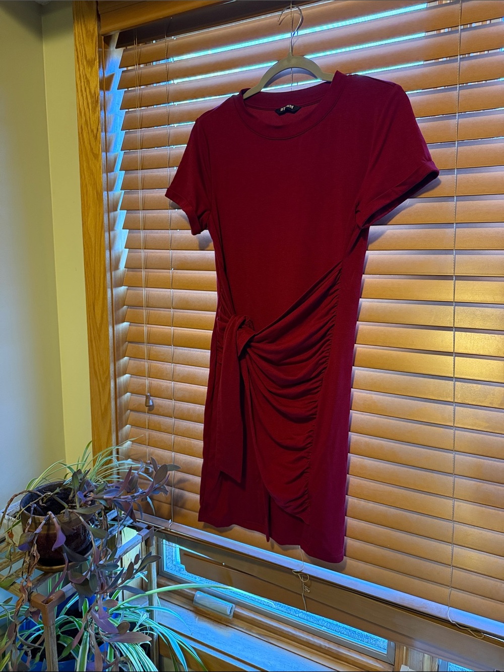 Women's Knot-Detail Wrap Short Sleeve Dress - Burgundy